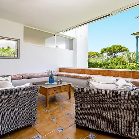 Monteros Palm With Garden *