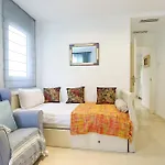 Monteros Palm With Garden *
