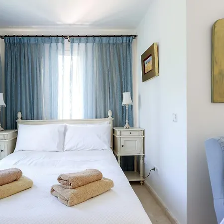 Monteros Palm With Garden Μαρμπέλλα