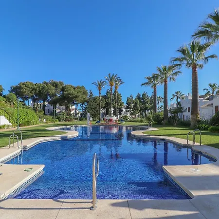 Monteros Palm With Garden *