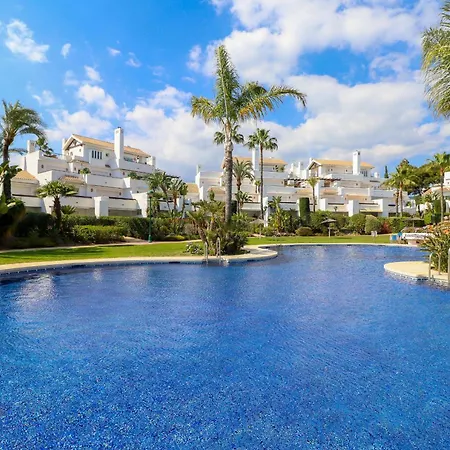 Monteros Palm With Garden * 马尔韦利亚